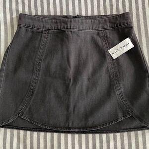 NWT PacSun Tulip Denim Skirt Size 24